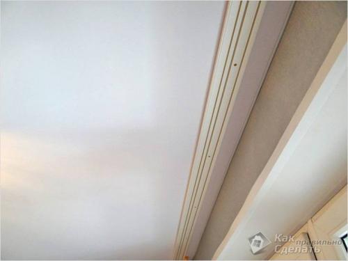 Как самостоятельно прикрепить карниз к потолку. Как крепить карниз к бетонному потолку 07 Как самостоятельно прикрепить карниз к потолку. Как крепить карниз к бетонному потолку 07